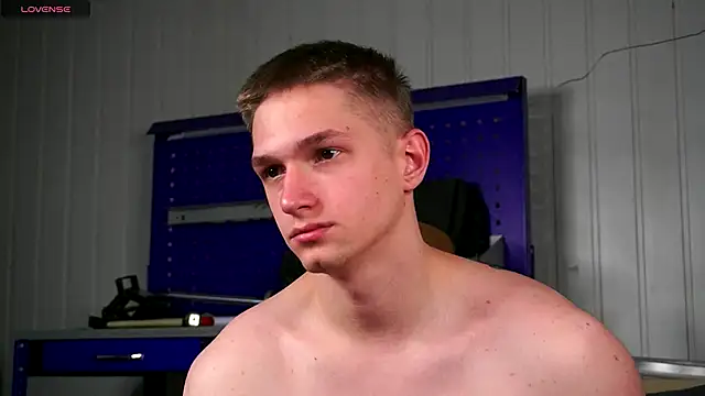 Snapshot of dustyn_fox chatting on November 30, 2025, 3:05 pm dustyn fox online show from November 30, 2025, 3:05 pm