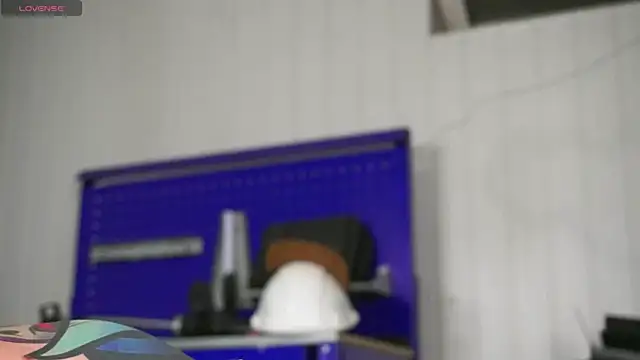 Snapshot of dustyn_fox chatting on December 2, 2025, 5:52 pm dustyn fox online show from December 2, 2025, 5:52 pm