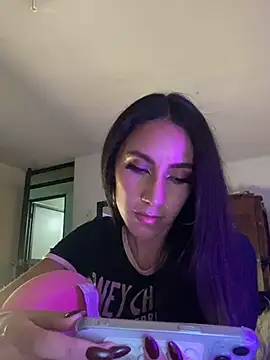 FrancellyHot online show from February 7, 2025, 3:23 am