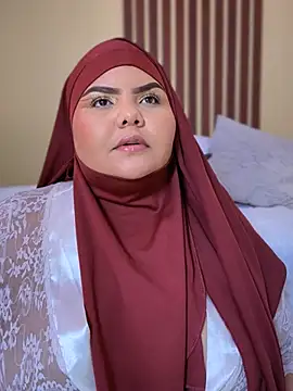  Shara Handal  online show from December 12, 2024, 3:16 pm