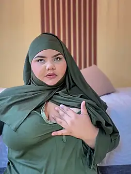  Shara Handal  online show from December 17, 2024, 3:06 pm