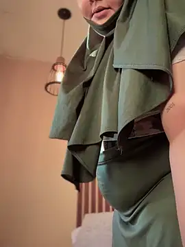  Shara Handal  online show from December 18, 2024, 11:56 am