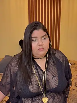  Shara Handal  online show from October 8, 2025, 10:13 am