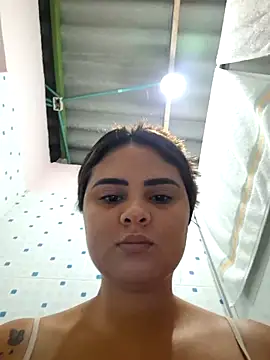 sexy-latin10 online show from November 26, 2025, 10:38 am