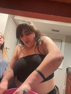 ThicBunz online show from March 1, 2025, 4:37 am