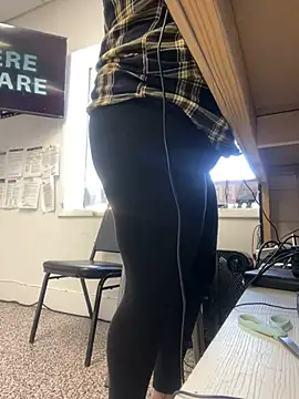 ThicBunz online show from March 3, 2025, 7:49 pm