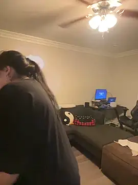 ThicBunz online show from March 4, 2025, 1:55 am