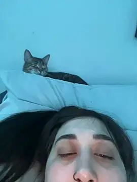 ThicBunz online show from March 19, 2025, 2:59 am