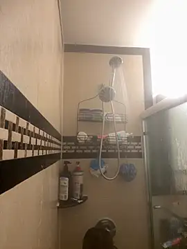 ThicBunz online show from September 13, 2025, 3:56 pm