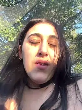 ThicBunz online show from September 20, 2025, 9:38 pm