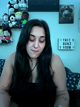 ThicBunz online show from September 30, 2025, 2:16 am