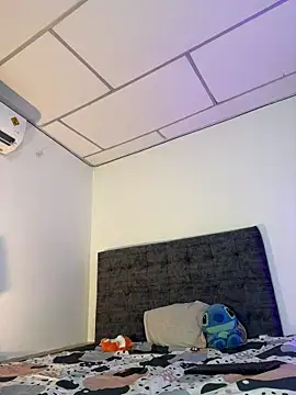 Snapshot of Nathan_Bluee chatting on November 26, 2025, 12:33 am Nathan Bluee online show from November 26, 2025, 12:33 am