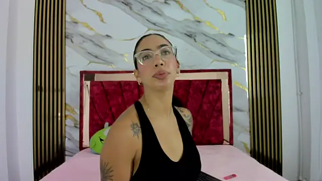 bdanevil online show from December 4, 2025, 2:04 pm