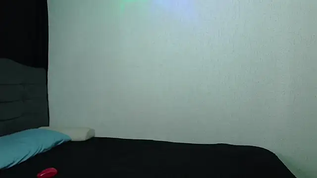 Snapshot of sexybat_twink chatting on January 26, 2025, 5:44 pm sexybat twink online show from January 26, 2025, 5:44 pm