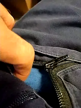 Snapshot of Meriozoro chatting on November 18, 2025, 3:38 pm Meriozoro online show from November 18, 2025, 3:38 pm