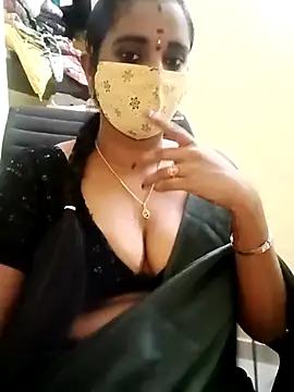 Snapshot of anisha91 chatting on February 12, 2025, 5:37 pm anisha91 online show from February 12, 2025, 5:37 pm