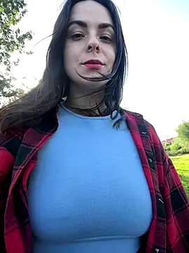 Alicia Hot1 online show from October 24, 2025, 2:24 pm