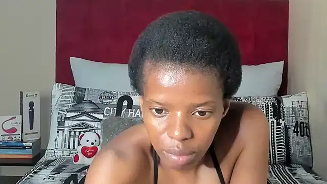 Snapshot of TAWELA998 chatting on March 22, 2025, 6:58 pm TAWELA998 online show from March 22, 2025, 6:58 pm