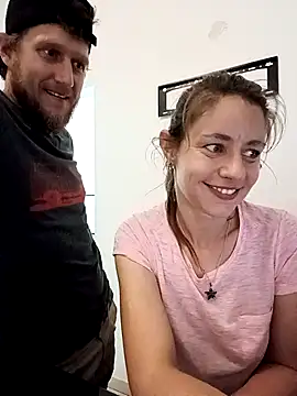 Missmesexycouple69 online show from November 21, 2025, 3:33 pm