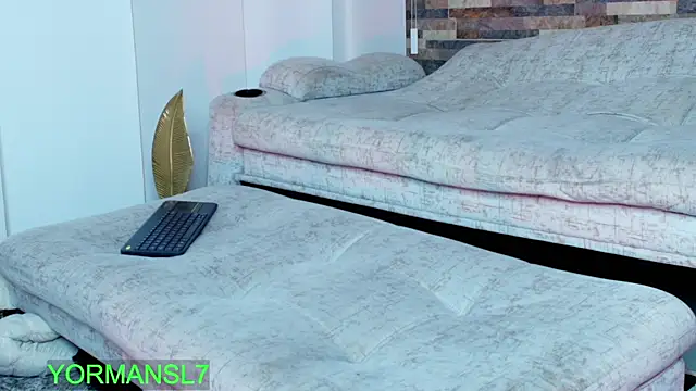 Snapshot of zaiin_diesel chatting on November 29, 2025, 11:35 am zaiin diesel online show from November 29, 2025, 11:35 am