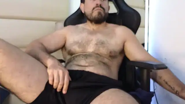 SbasTone Muscle online show from December 16, 2025, 3:06 pm