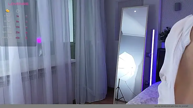 Snapshot of KisssAmmeli chatting on December 9, 2024, 10:54 am KisssAmmeli online show from December 9, 2024, 10:54 am