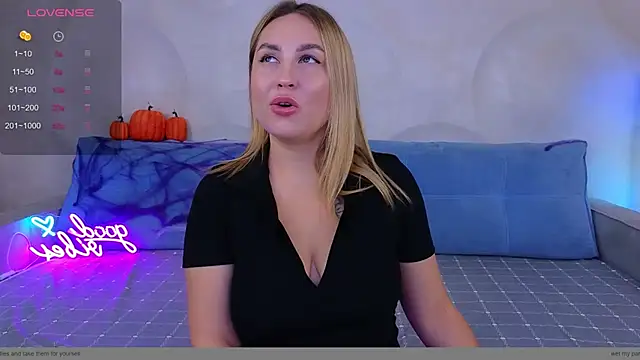 Snapshot of KisssAmmeli chatting on October 21, 2025, 1:01 pm KisssAmmeli online show from October 21, 2025, 1:01 pm