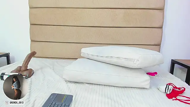 Snapshot of sally_rosses chatting on November 10, 2025, 3:44 pm sally rosses online show from November 10, 2025, 3:44 pm