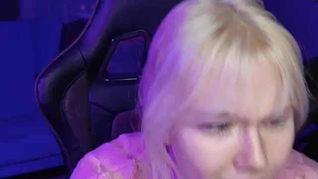 NancyMartinez online show from January 19, 2025, 8:07 am