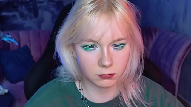 NancyMartinez online show from January 21, 2025, 11:13 am