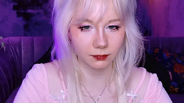 NancyMartinez online show from January 28, 2025, 7:10 pm