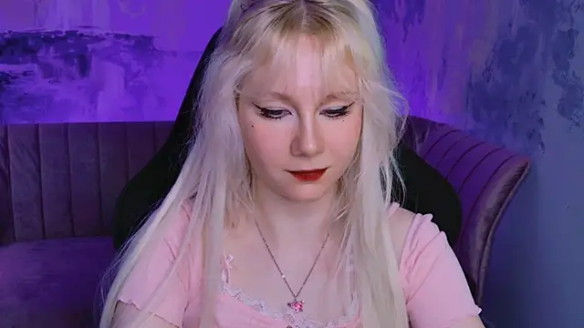 NancyMartinez online show from February 1, 2025, 4:22 pm