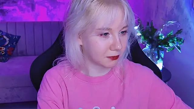 NancyMartinez online show from February 4, 2025, 11:16 am