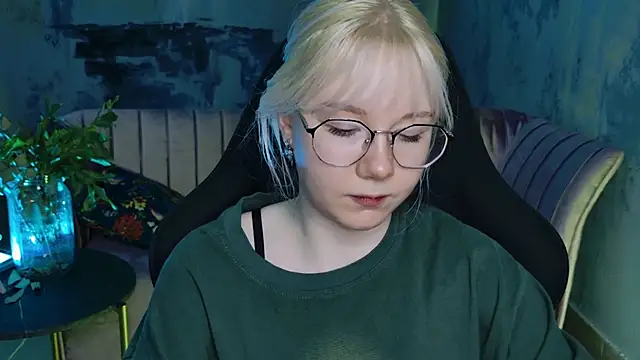 NancyMartinez online show from February 8, 2025, 11:12 am