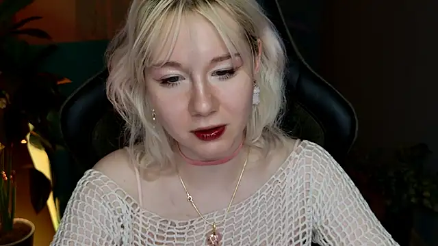 NancyMartinez online show from March 12, 2025, 7:17 pm