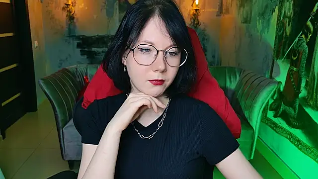 NancyMartinez online show from October 15, 2025, 9:09 am