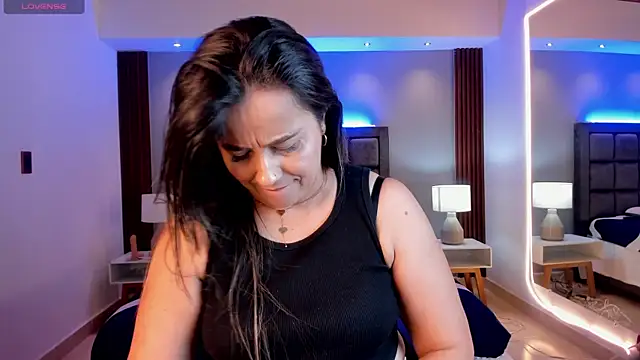 Snapshot of Susann_Ross chatting on September 14, 2025, 11:53 am Susann Ross online show from September 14, 2025, 11:53 am