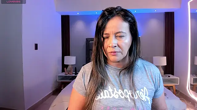 Snapshot of Susann_Ross chatting on October 11, 2025, 10:47 am Susann Ross online show from October 11, 2025, 10:47 am