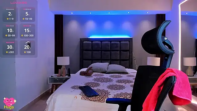 Snapshot of Susann_Ross chatting on November 14, 2025, 10:58 am Susann Ross online show from November 14, 2025, 10:58 am