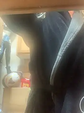 Snapshot of longhairjim chatting on March 8, 2025, 2:51 pm longhairjim online show from March 8, 2025, 2:51 pm