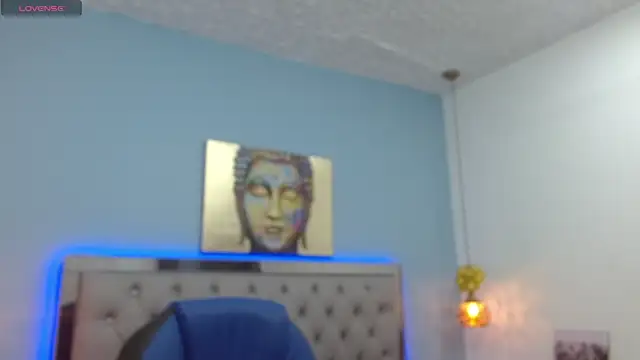 Xavii18 online show from February 25, 2025, 4:42 pm