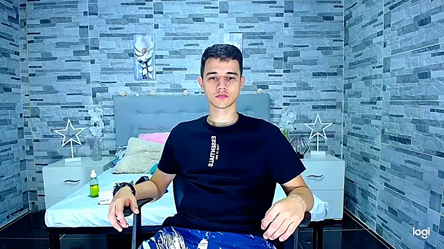 Snapshot of ADAM_HOT chatting on September 10, 2025, 9:37 pm ADAM HOT online show from September 10, 2025, 9:37 pm