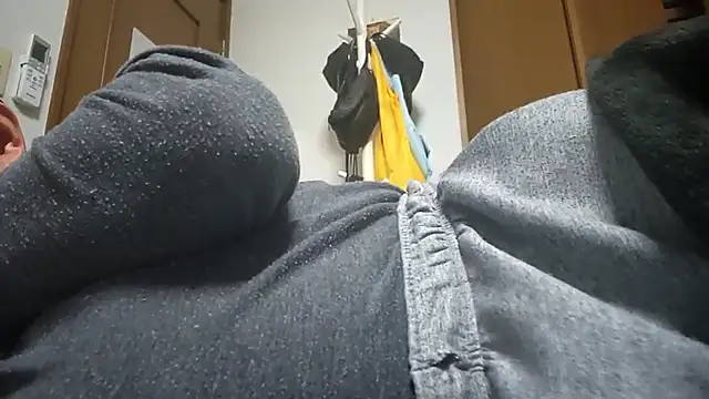 Snapshot of 07YUKIO chatting on November 13, 2025, 12:48 pm 07YUKIO online show from November 13, 2025, 12:48 pm