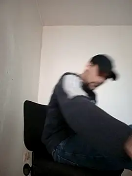 kx93 online show from February 10, 2025, 1:11 pm