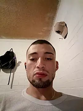 Snapshot of Suggarwhite18CM chatting on November 8, 2025, 7:45 pm Suggarwhite18CM online show from November 8, 2025, 7:45 pm