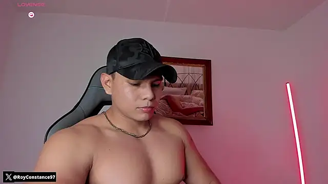 Snapshot of RoyConstance chatting on November 14, 2025, 3:27 am RoyConstance online show from November 14, 2025, 3:27 am