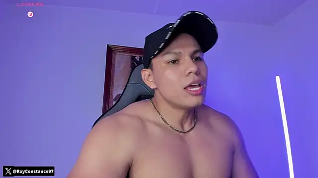 Snapshot of RoyConstance chatting on November 16, 2025, 6:41 am RoyConstance online show from November 16, 2025, 6:41 am