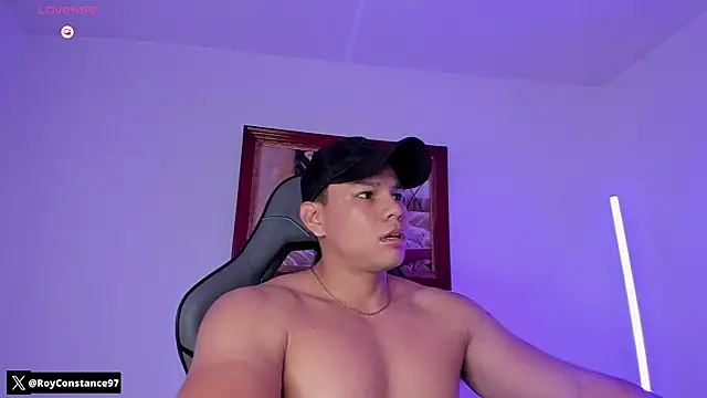 Snapshot of RoyConstance chatting on November 16, 2025, 8:25 pm RoyConstance online show from November 16, 2025, 8:25 pm