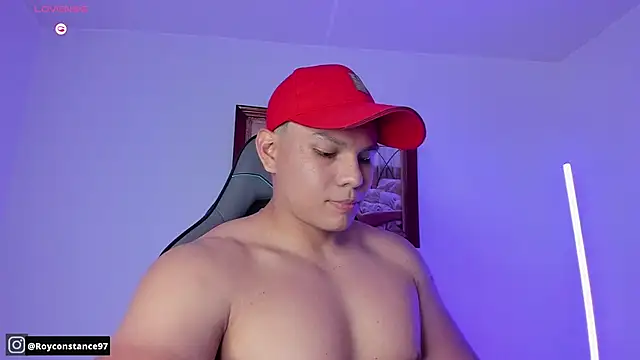 Snapshot of RoyConstance chatting on November 28, 2025, 3:42 am RoyConstance online show from November 28, 2025, 3:42 am