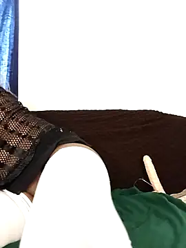 Snapshot of Nippled_Beauty chatting on November 27, 2025, 7:32 am Nippled Beauty online show from November 27, 2025, 7:32 am